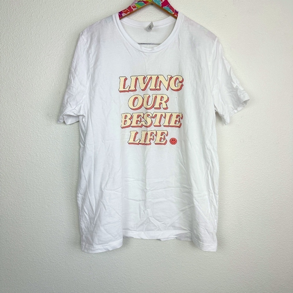 Mini and Mine Living our Bestie Life tee size XL // 2943
